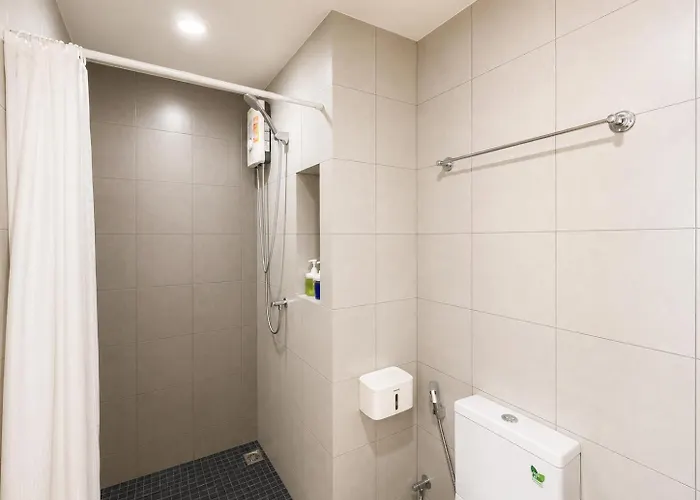 Quiet Garden View 1br Great Value Near Bts Apartment