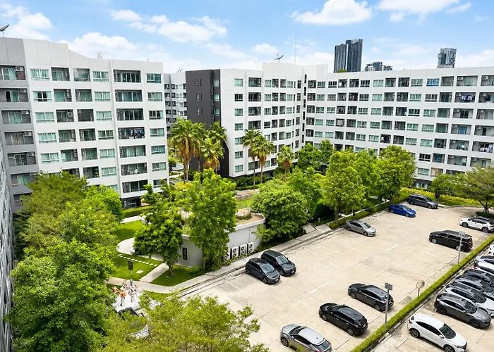 Quiet Garden View 1br Great Value Near Bts Bangkok